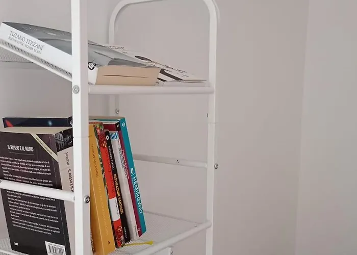 Il Porto Di Iskra 펜션 바스토